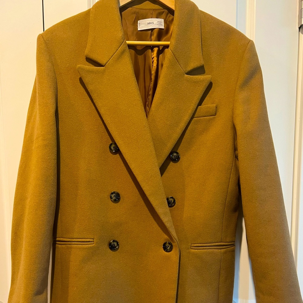 Double Breasted Beige Blazer/Jacket, Excellent Condition.